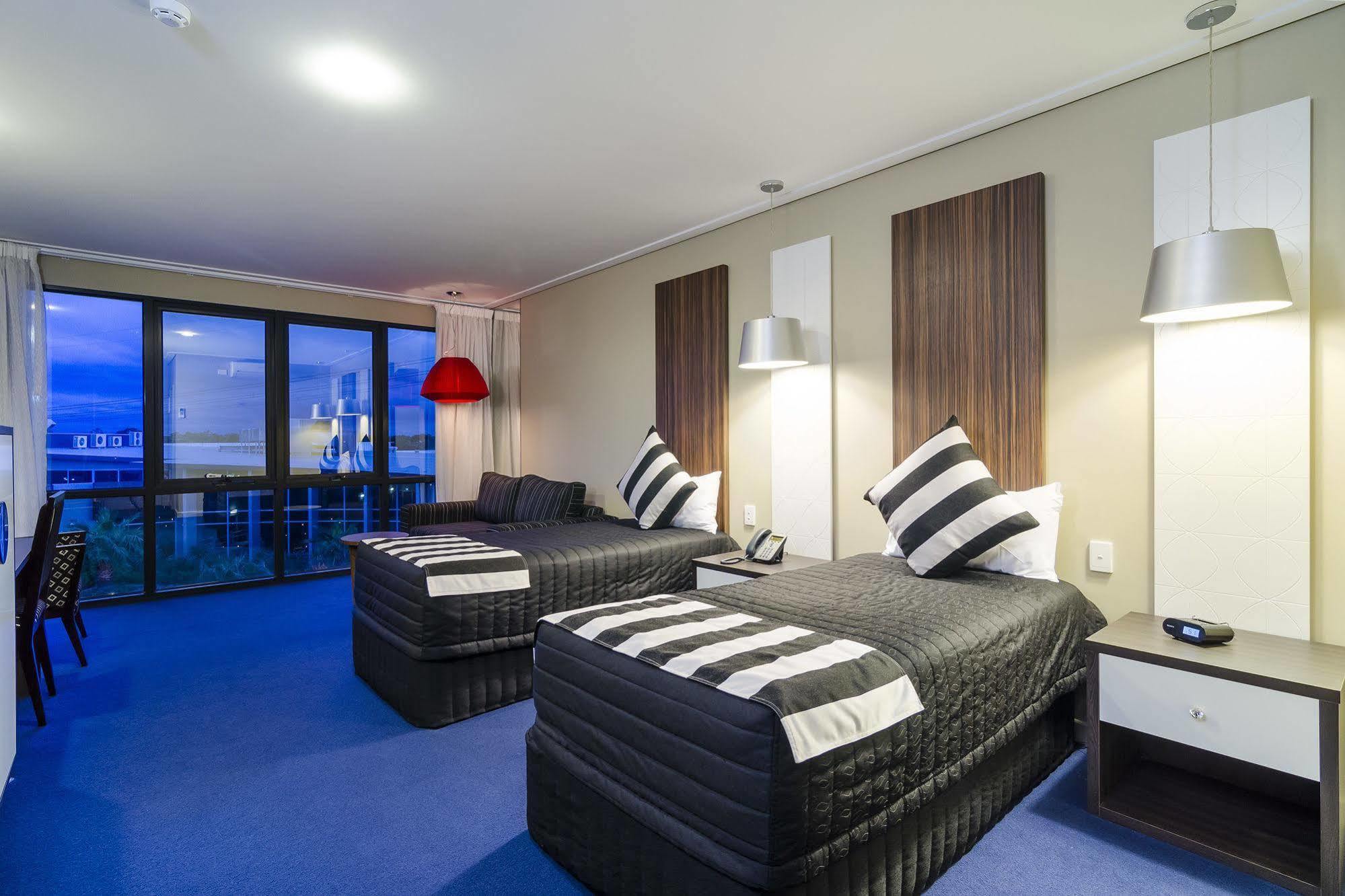 Quality Hotel Taylors Lakes Bagian luar foto