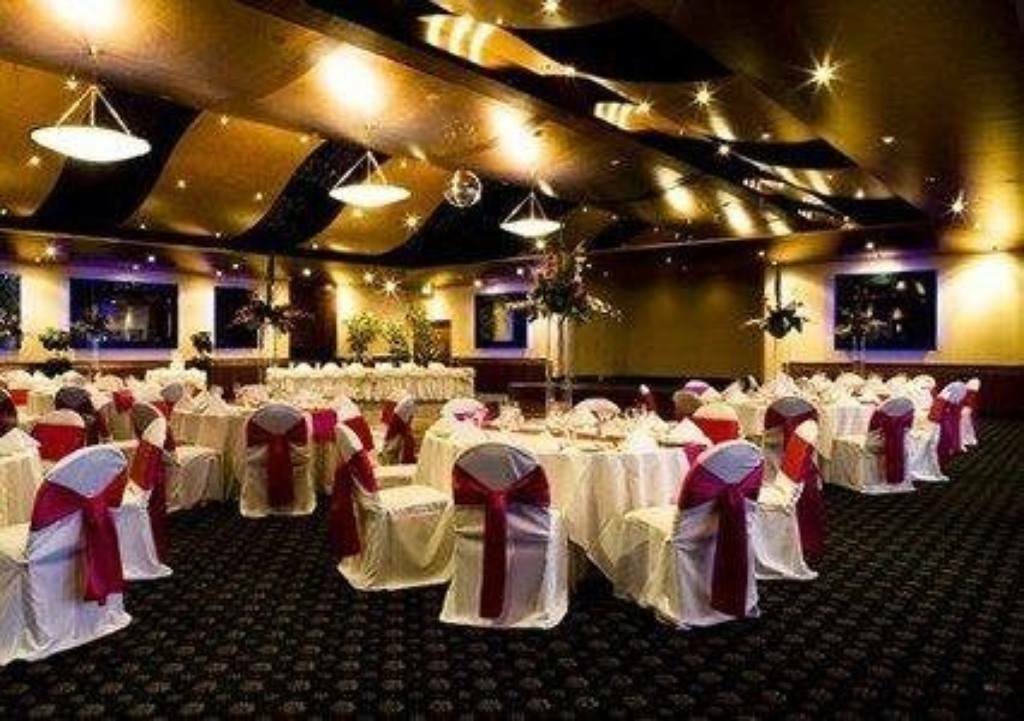 Quality Hotel Taylors Lakes Bagian luar foto